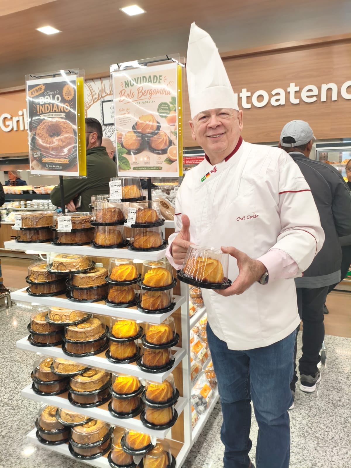 Da ideia à vitrine: cliente inspira criação de bolo de bergamota no Rissul